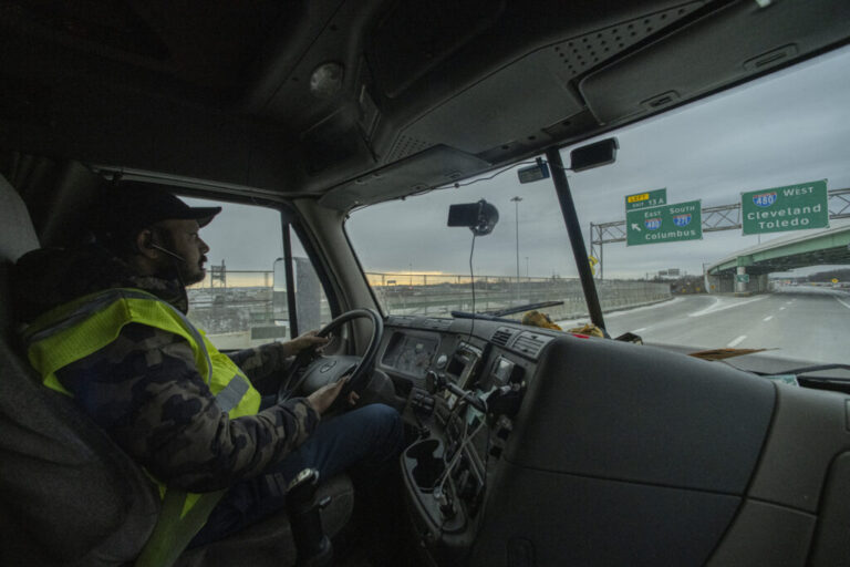Rajinder Singh Brar drives his truck from Bedford to Sandusky, Ohio, to deliver a load. After moving to the United States, he found opportunity and stability in the trucking industry, a profession that has become a backbone for many Sikh immigrants. Today, more than half of Ohio’s Sikh community is connected to trucking, a field that allows flexibility, independence, and steady livelihood. For decades, Sikh truckers like Brar have played a vital role in keeping America’s supply chains running, building community along highways and truck stops.