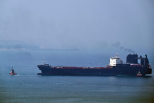 U.S. strikes bridges in Iran; Tehran targets U.S. bases in the Gulf