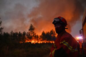 France evacuates thousands as fires displace a third of a million in southwest Europe