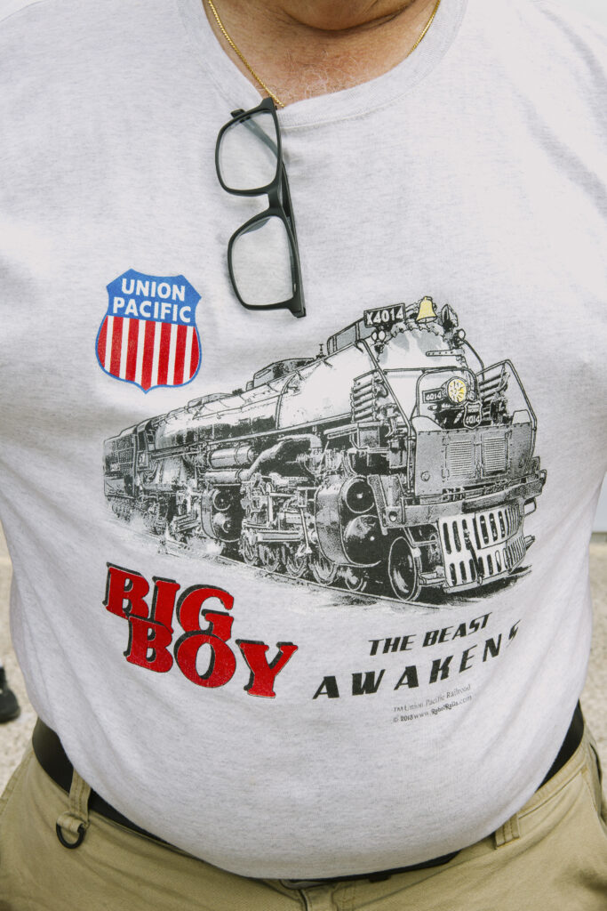 An attendee wears a t-shirt commemorating Union Pacific’s Big Boy No. 4014.