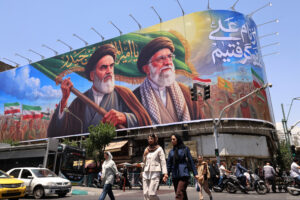 What does Iran stand to lose if the ceasefire with the U.S. collapses?