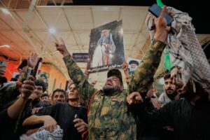 Tehran targets Bahrain and Kuwait after US strikes