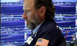 The bond market is signaling trouble ahead. This is why you should pay attention