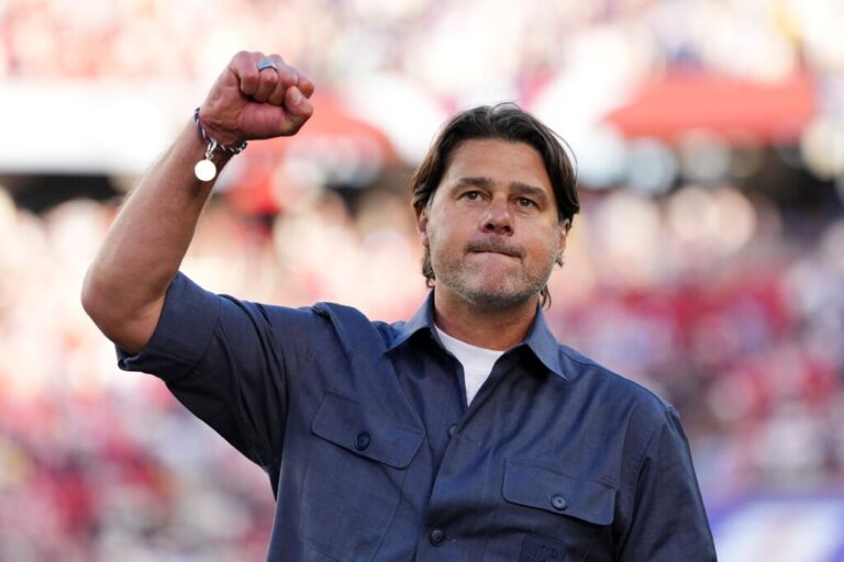 U.S. Soccer and Mauricio Pochettino have agreed to a new contract that extends the men's national team coach's tenure through 2030.