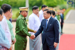 Myanmar military head visits Vietnam to normalize relations