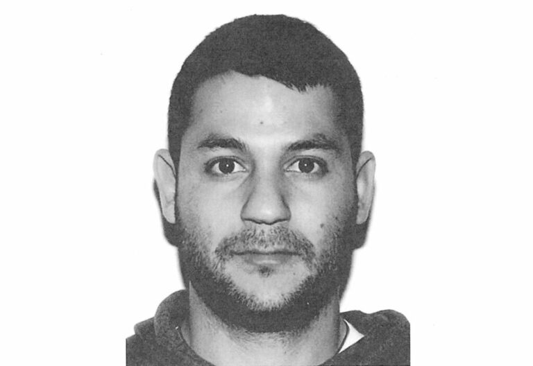 Shai Cohen, an Israeli national, owned numerous stores and kiosks in the Washington, D.C., area.